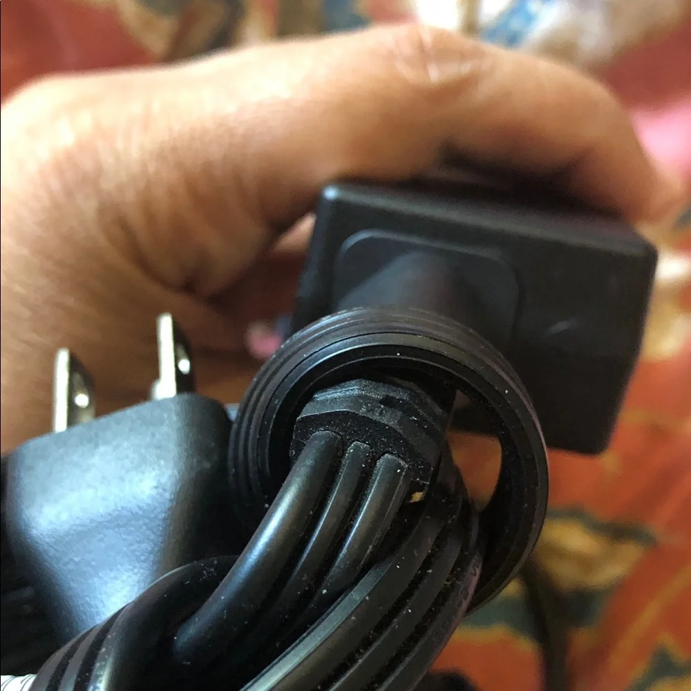 HP USB-C Laptop Charger in Black